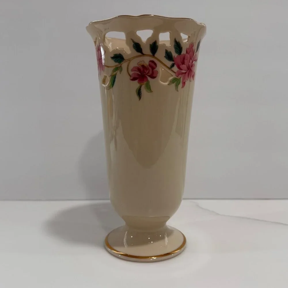 Vintage USA Lenox Barrington Pierced Footed Vase Porcelain Floral Gold‎ Trim